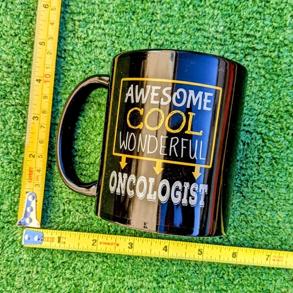 Awesome Cool Wonderful Oncologist Doctor/Physician Ceramic Coffee Drink Mug NIP - Picture 2 of 2